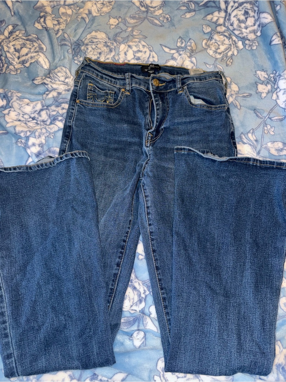 True rebellion vintage high rise flare jeans size 27